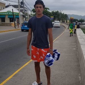 Meet your Posher, Yannick